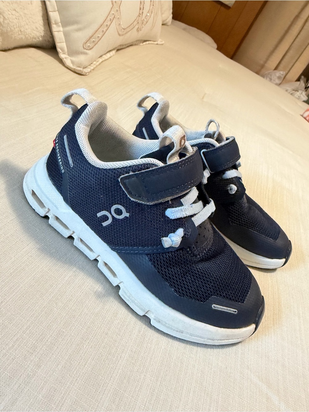 On Running Kids Navy and White Sneakers with Easy Velcro Strap